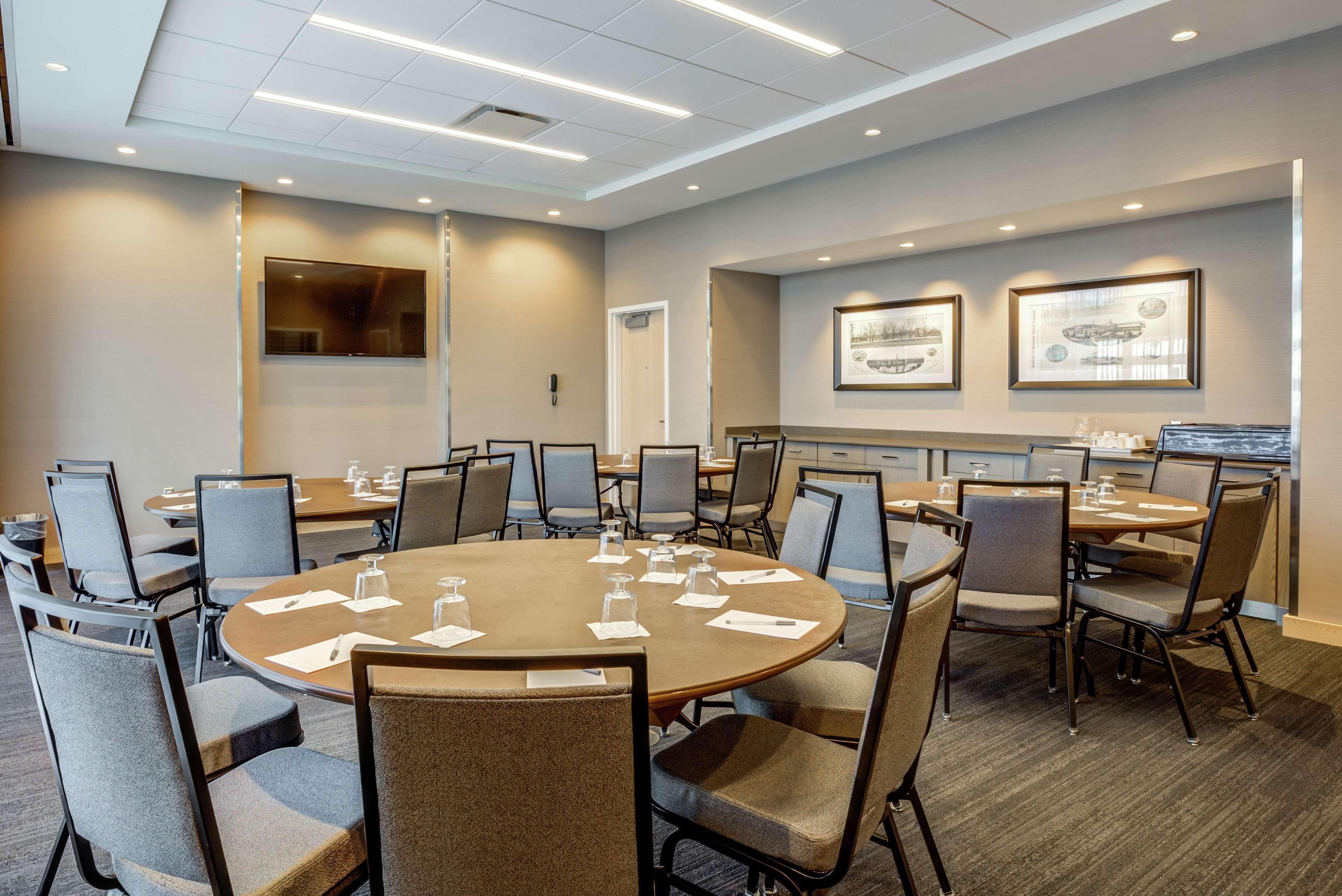 Hampton Inn & Suites Boston/Waltham Exteriér fotografie